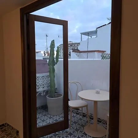 Vakantiehuis Love Nest - Heart Of Old Town *